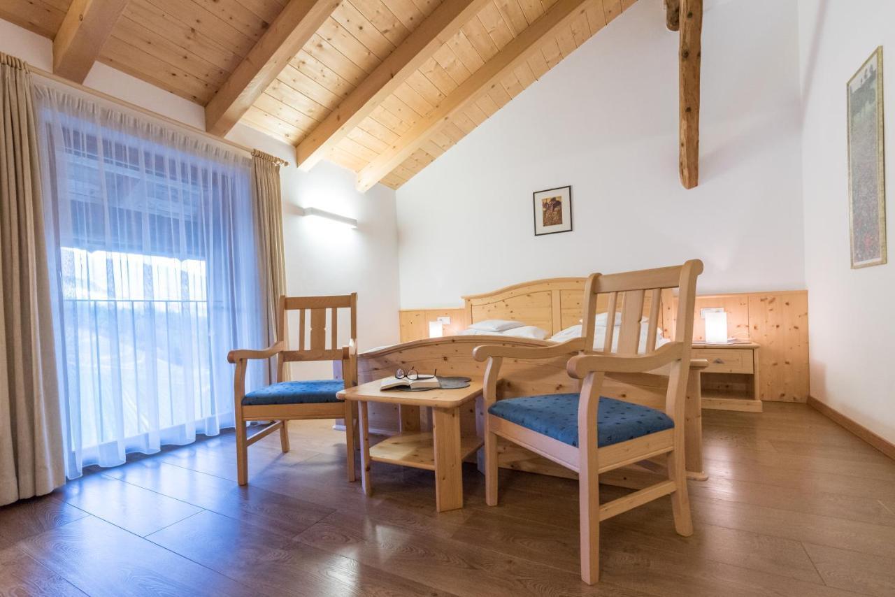 Strasserhof Tenuta-Weingut Varna Esterno foto
