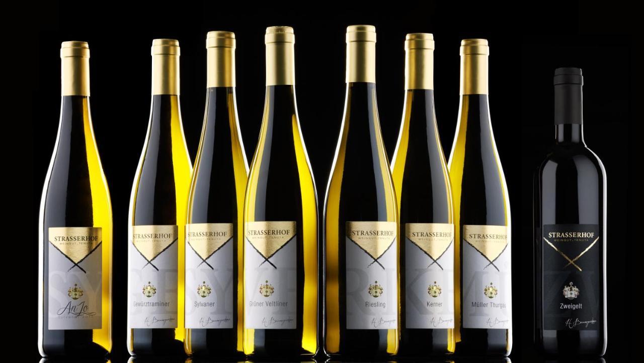 Strasserhof Tenuta-Weingut Varna Esterno foto