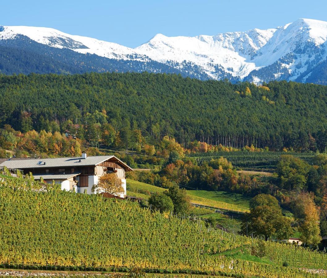 Strasserhof Tenuta-Weingut Varna Esterno foto