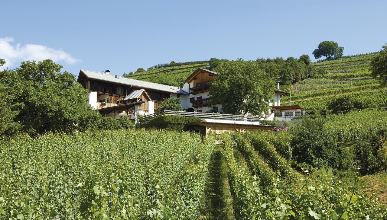 Strasserhof Tenuta-Weingut Varna Esterno foto
