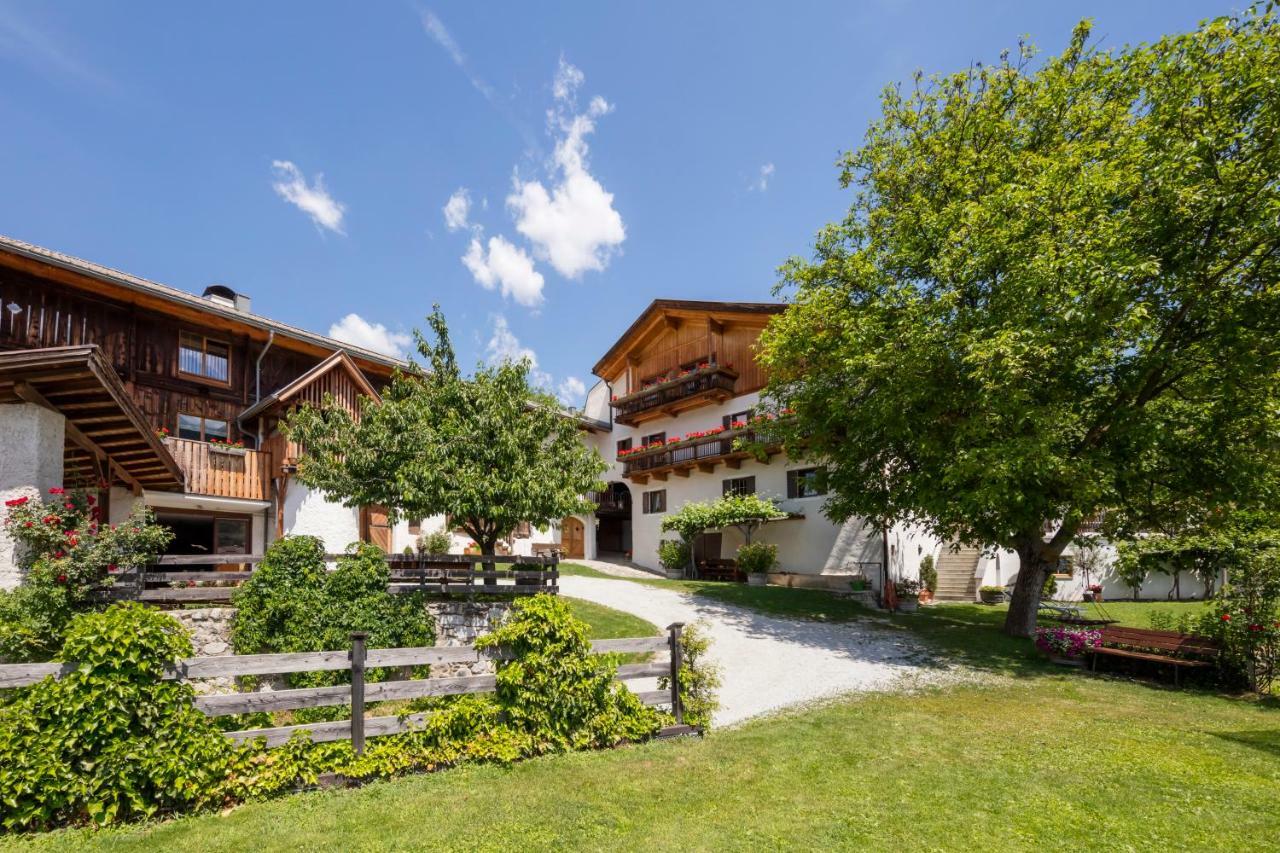 Strasserhof Tenuta-Weingut Varna Esterno foto